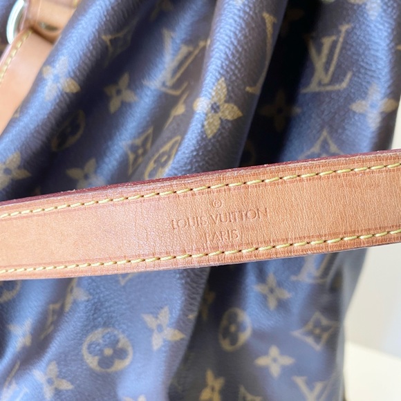 ❌❌SOLD❌❌ Louis Vuitton monogrammed Noe Bucket tote - Picture 9 of 10